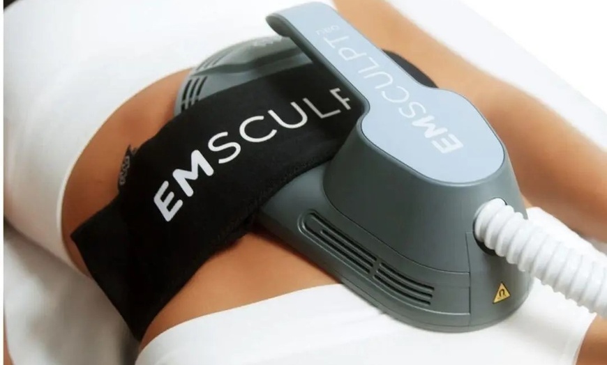 Image 1: Moldea tu figura con el innovador EMSculpt efecto push-up