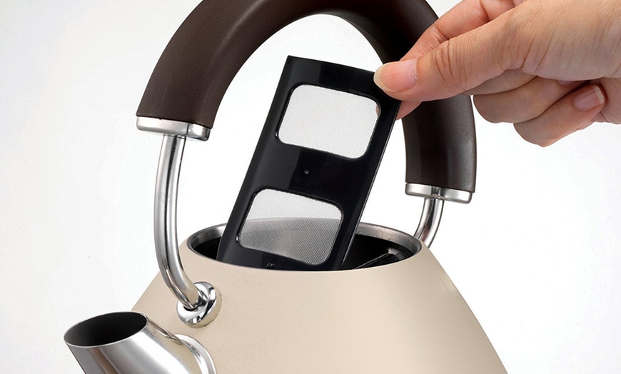 Image 10: Morphy Richards Accents Kettle