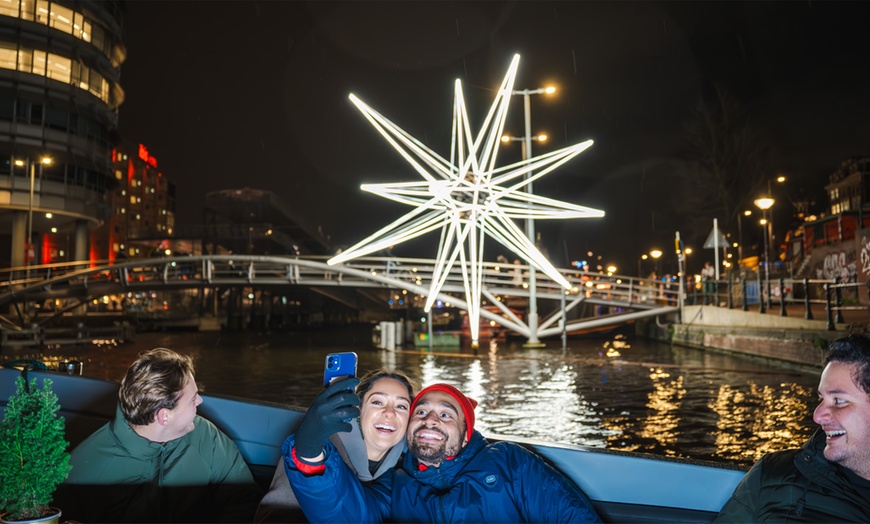 Image 8: Fonkelend Amsterdam: rondvaart tijdens het Amsterdam Light Festival