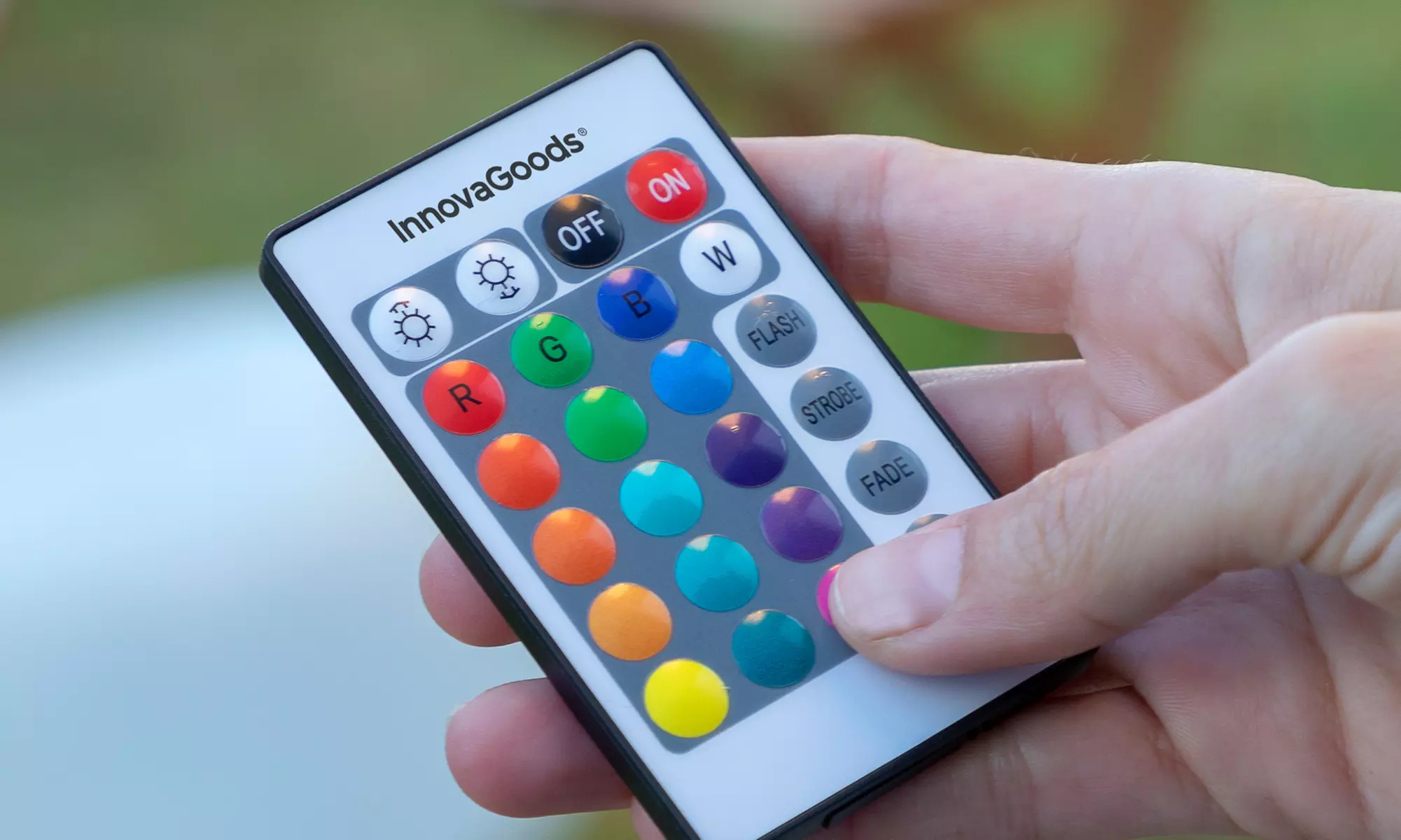 InnovaGoods aufblasbarer Sitzsack mit LED-Beleuchtung