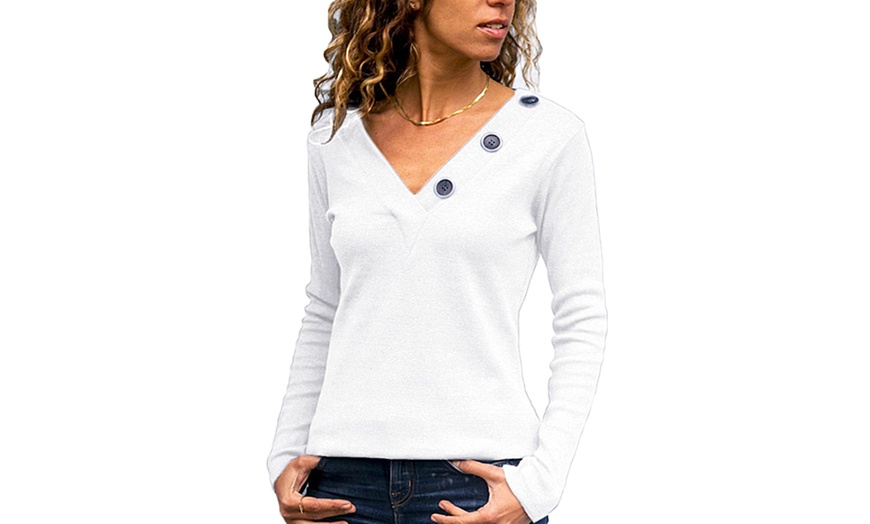 Image 6: Women's Knitted V-Neck Sweater