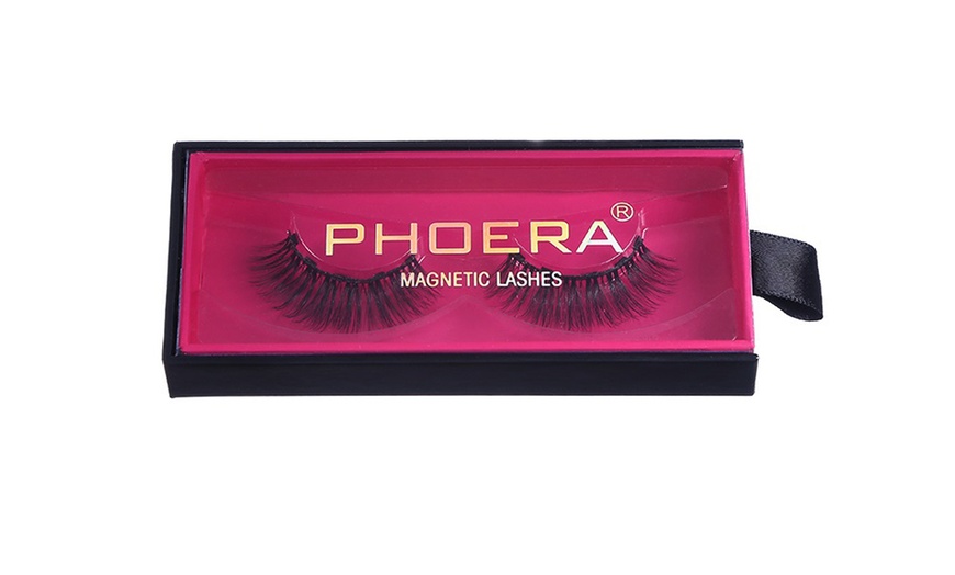 Image 13: Glamza 4D Eyebrow Tattoo and Phoera Magnetic Eyeliner and Lashes Set