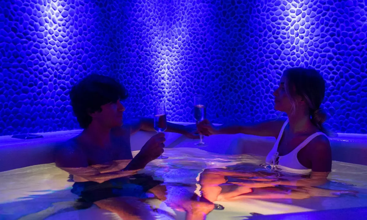 Ingresso SPA di coppia con aperitivo al Rooftop all'Hotel Barberini