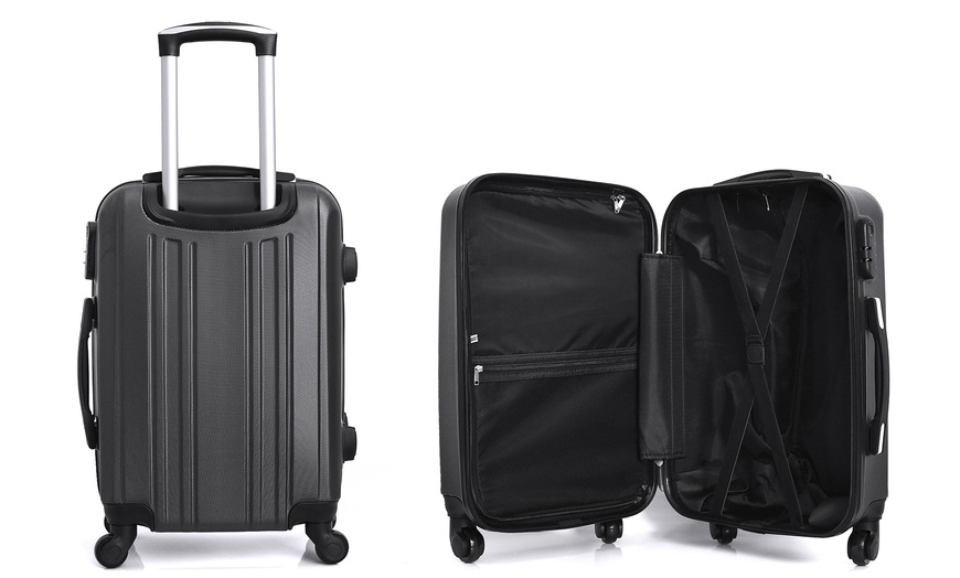 Image 19: Black Three-Piece Luggage Sets