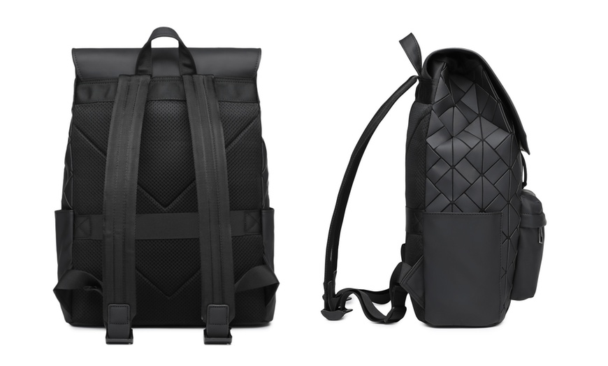 Image 4: Water-Resistant Laptop Backpack 16L