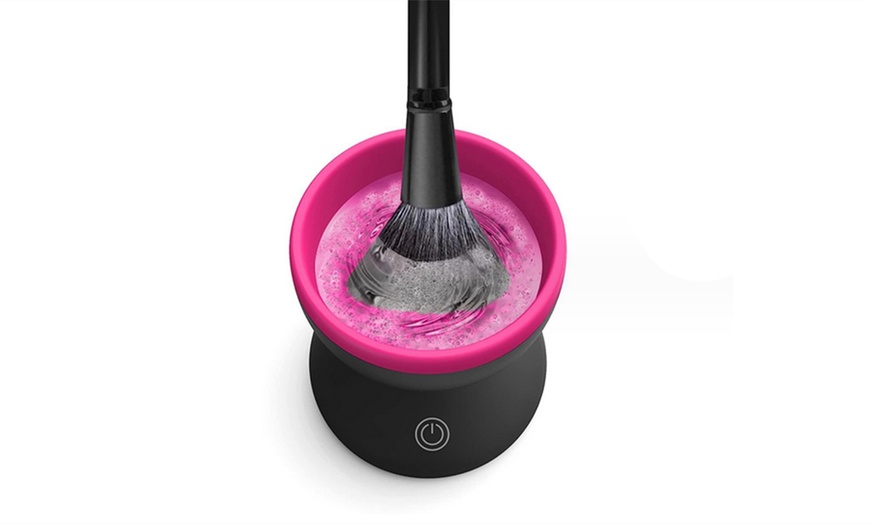 Image 4: USB-Powered Electric Makeup Brush Cleaner 