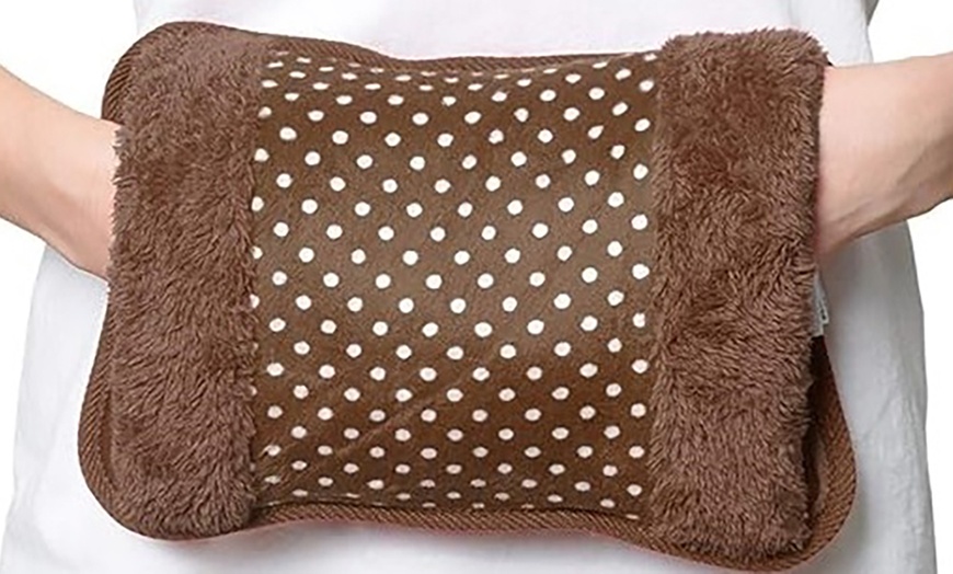 Image 9: Bolsa de agua caliente eléctrica y recargable con tacto aterciopelado