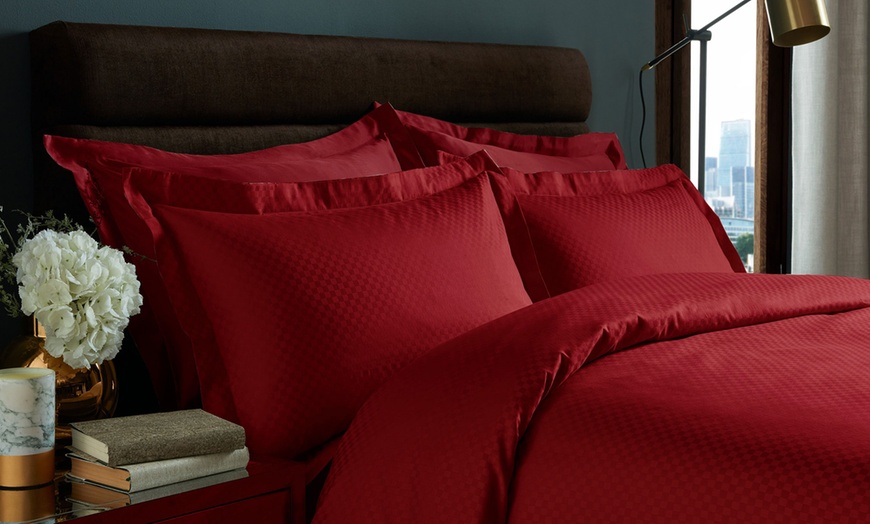 Image 3: 350 Thread Count Egyptian Cotton Bedding