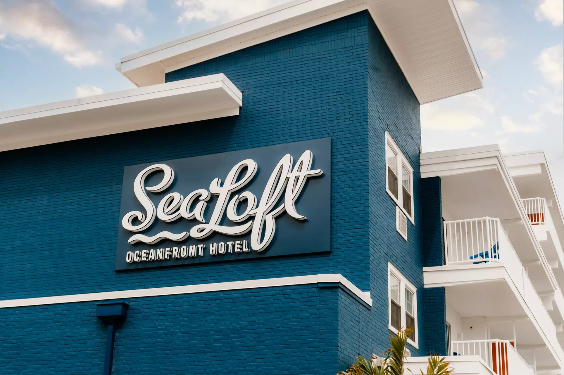 Member Pricing: Vibrant Hotel in Mid‑Beach Ocean City w/ Ocean Views

