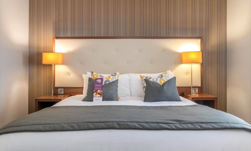 Image 2: Lancashire: 4* Double Room Stay with Breakfast