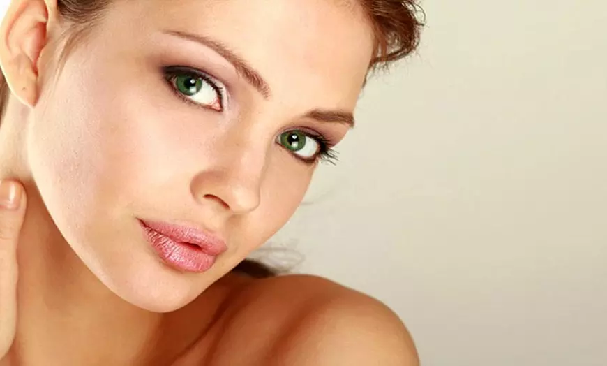 Image 1: Limpieza facial con tratamiento