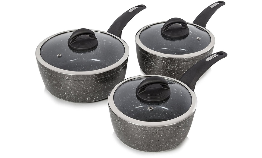 Image 3: Tower Three-Piece Saucepan Set