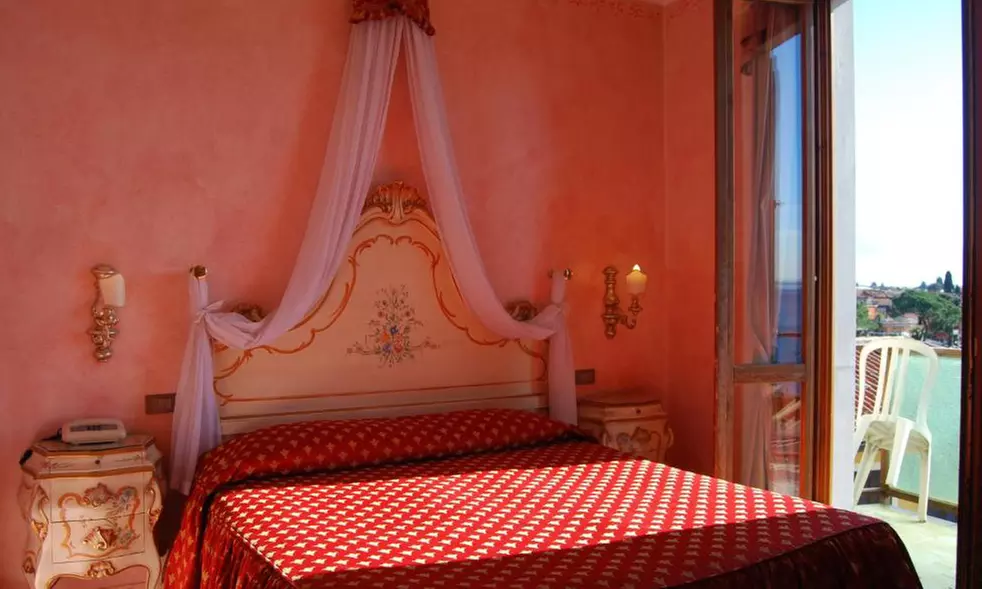 Lago di Garda: soggiorno con colazione o mezza pensione e Spa