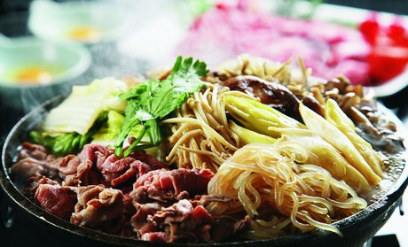 愛媛/松山　毎年好評のすき焼き食べ放題＆飲み放題/最大23時間ステイ/1泊2食