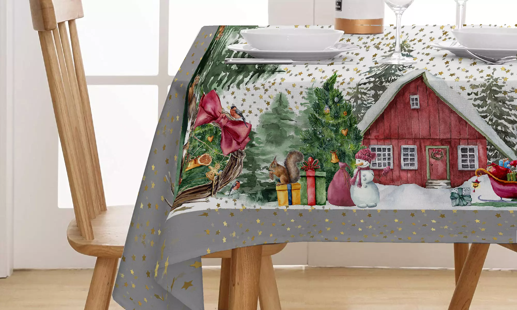 Baumwoll-Tischdecke mit weihnachtlichem Motiv