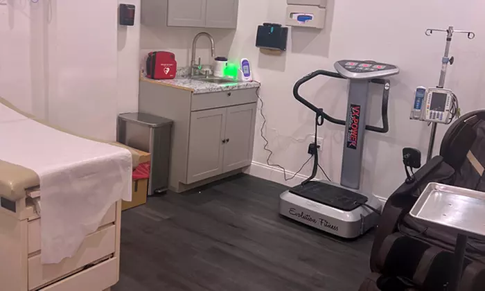 One or Four Basic, Deep Cleansing, Acne, or Signature Facial