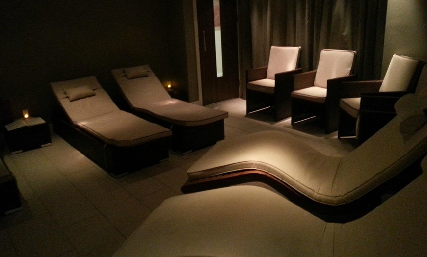 Image 14: Spa Day with Serail Mud Chamber Treatment and Prosecco 
