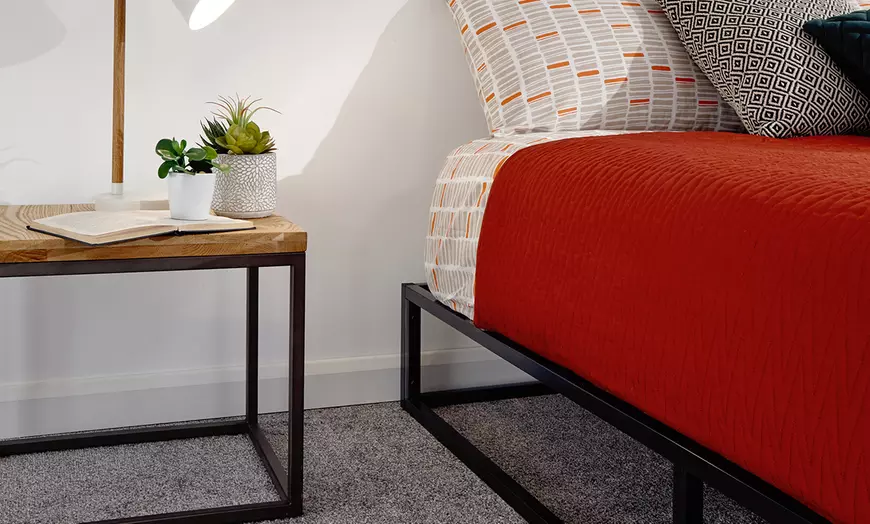 Image 4: Modern Platform Bed