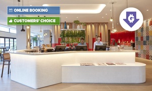 Brisbane CBD: Up to 3-Night at 4* Mystery Hotel Break with Drinks