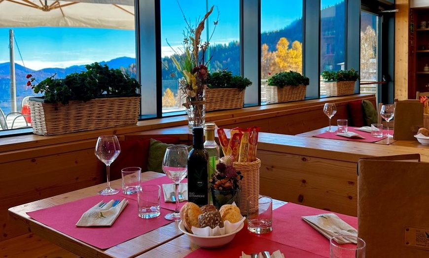 Image 11: Trentino: soggiorno con colazione o mezza pensione e Spa per 2