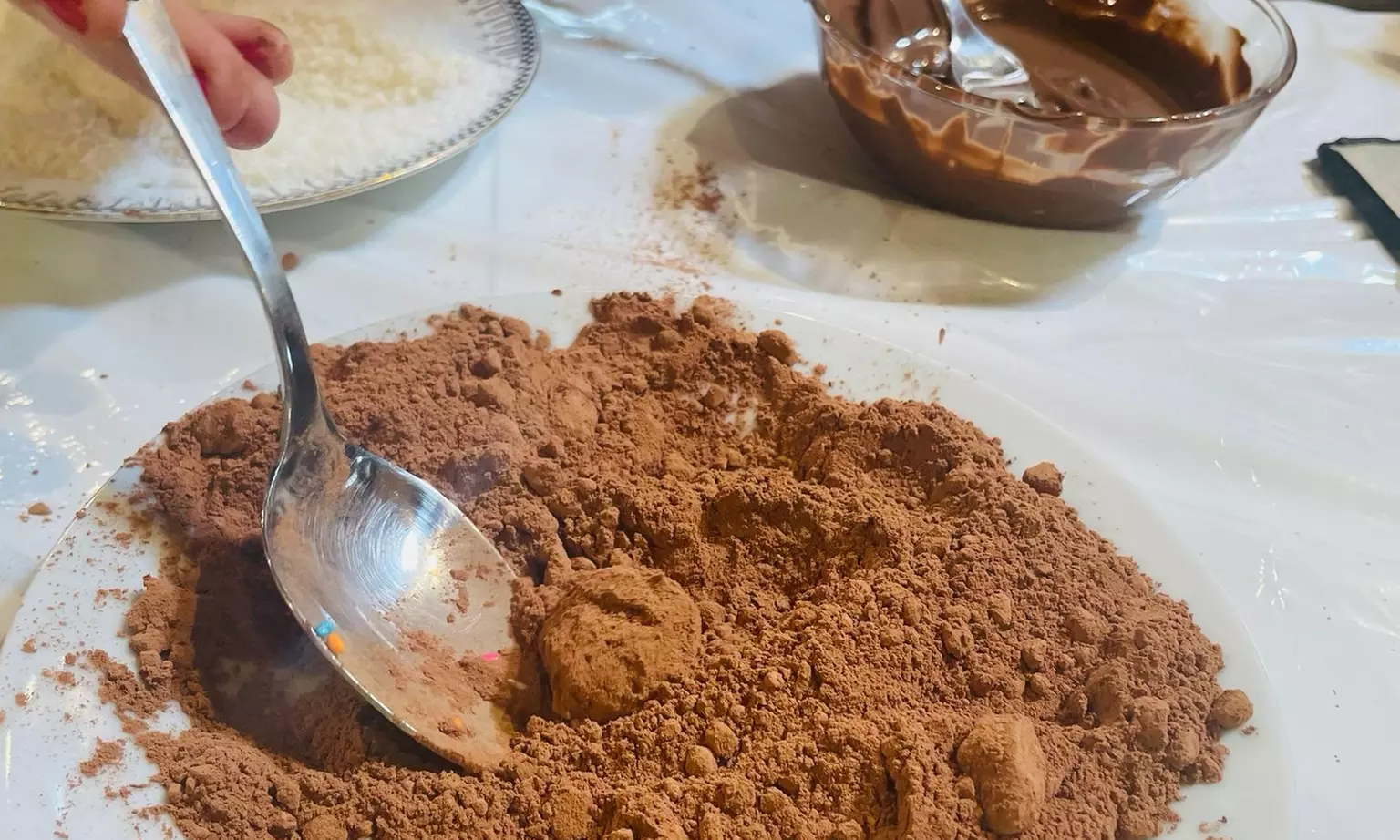 Indulge in Chocolate Truffle Making with Friends - Perfect for Gifts!