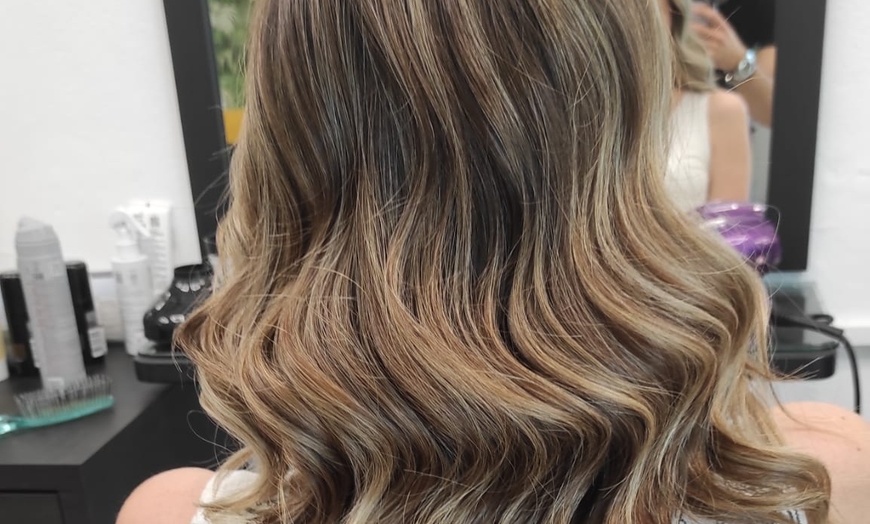 Image 21: Pacchetti con trattamenti per capelli da Viola Hair Studio