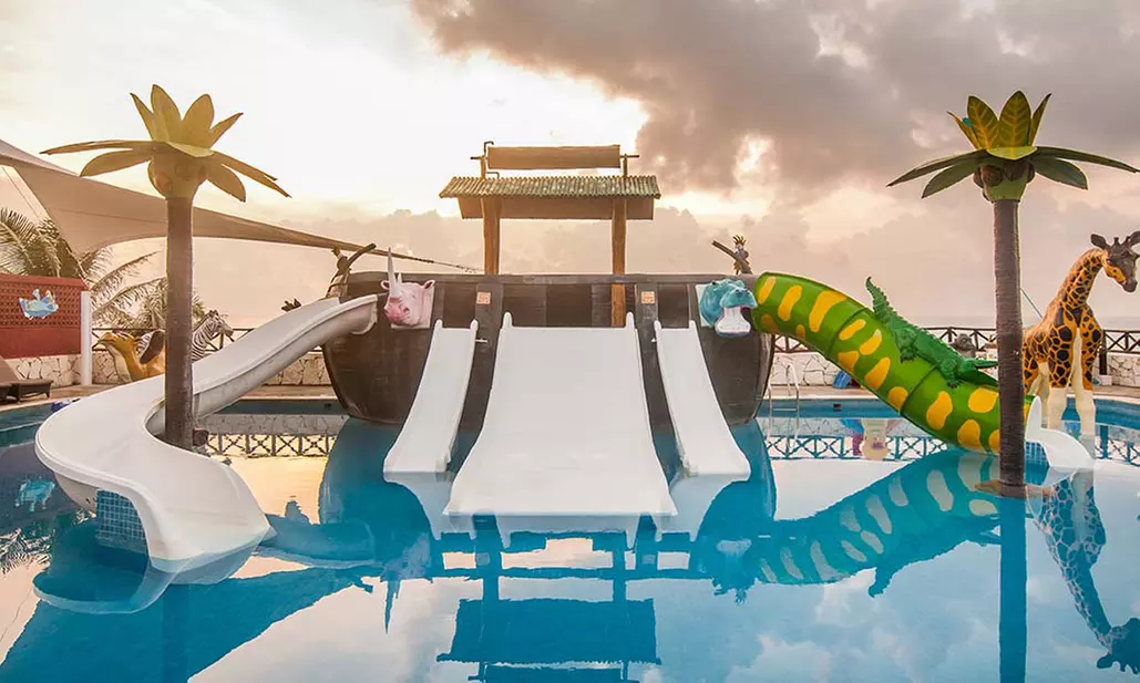 5-Star All-Inclusive Beachfront Stay 
