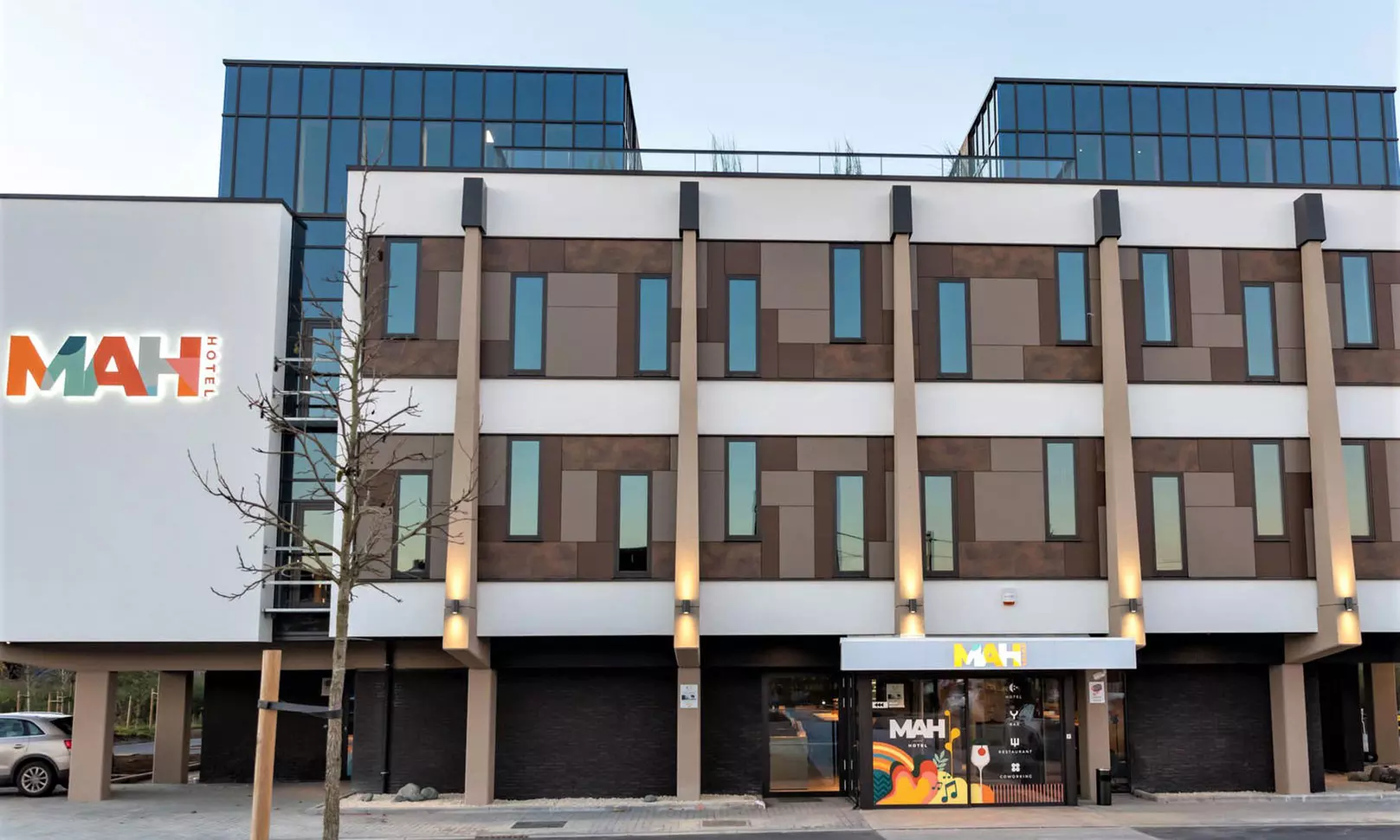 Saint-Ghislain n. Mons: Double or Twin Room with Breakfast and Option on Dinner Vouchers at Mah Hotel - Primary Image