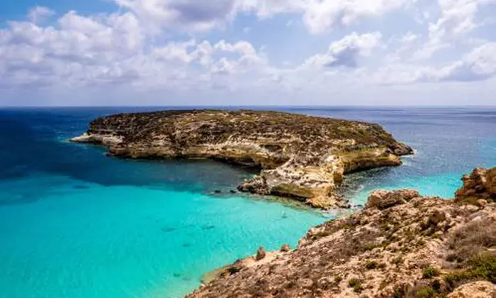 ✈ Lampedusa: volo e 7 notti in camera doppia o matrimoniale in solo pernottamento in formula roulette - Prezzo a persona - Primary Image