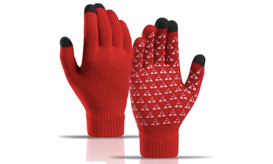 Image 7: Warm Knit Touchscreen Gloves