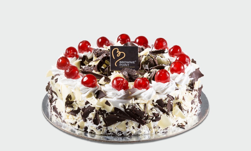 Classic Cake - Brownie Point Cakes & Confectioners | Groupon