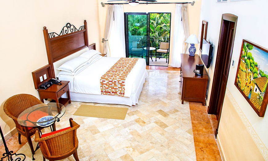 Image 10: ✈ All-Incls Occidental Cozumel w/ Air from Vacation Express