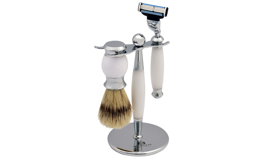 Image 6: Traditional Shaving Utensils