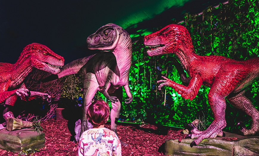 Image 1: Expo Dino: entradas para niños o adultos en fechas a elegir