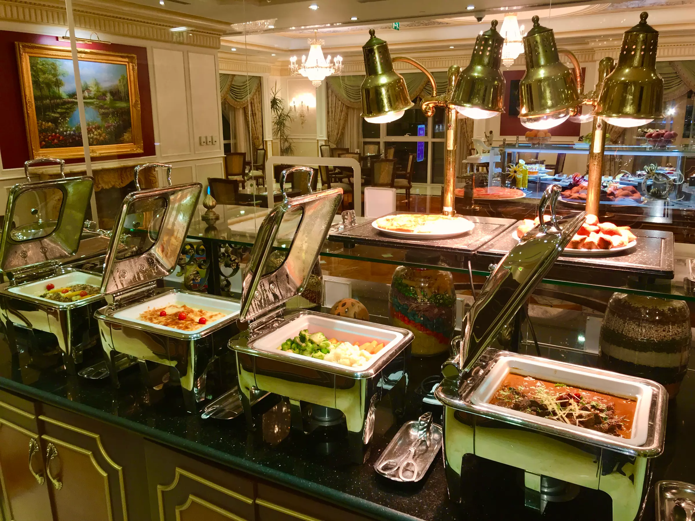 Buffet at Printania at 5* Royal Rose Hotel: Child AED 55, Adult AED 89