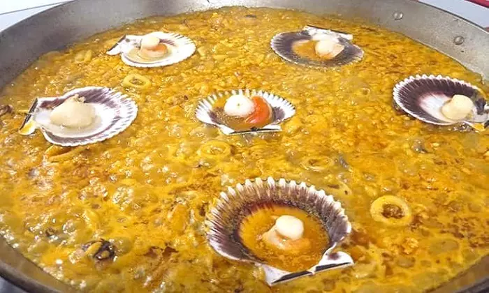 Menú de arroz para llevar para 2 o 4 personas con botella de vino