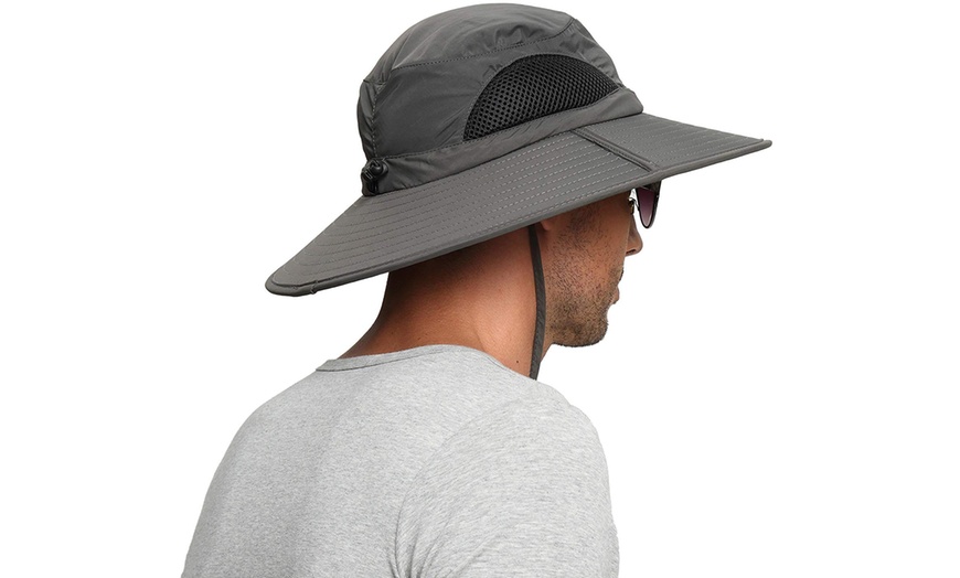 Image 4: Foldable Camping Hat