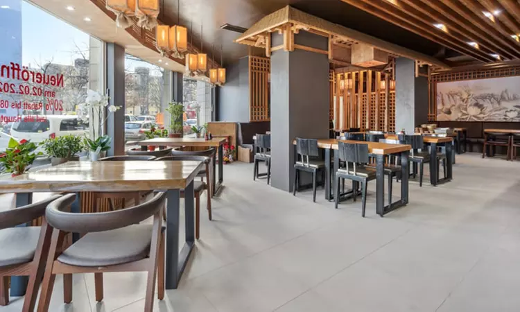 Umi Vegan XXL Sushi-Platte m. 3 od. 6 Vorspeisen bis 3 oder bis 6 Pers