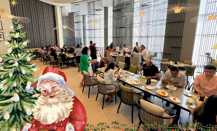 Image 5: Celebrate Christmas w/ Day Brunch or an Eve Dinner Buffet upto 4 