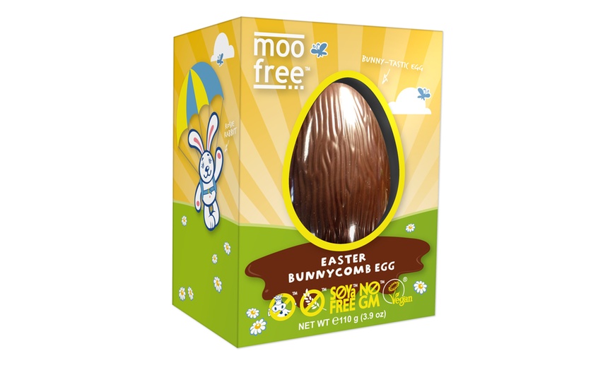 Image 3: Three-Pack of Moo-Free Easter Eggs