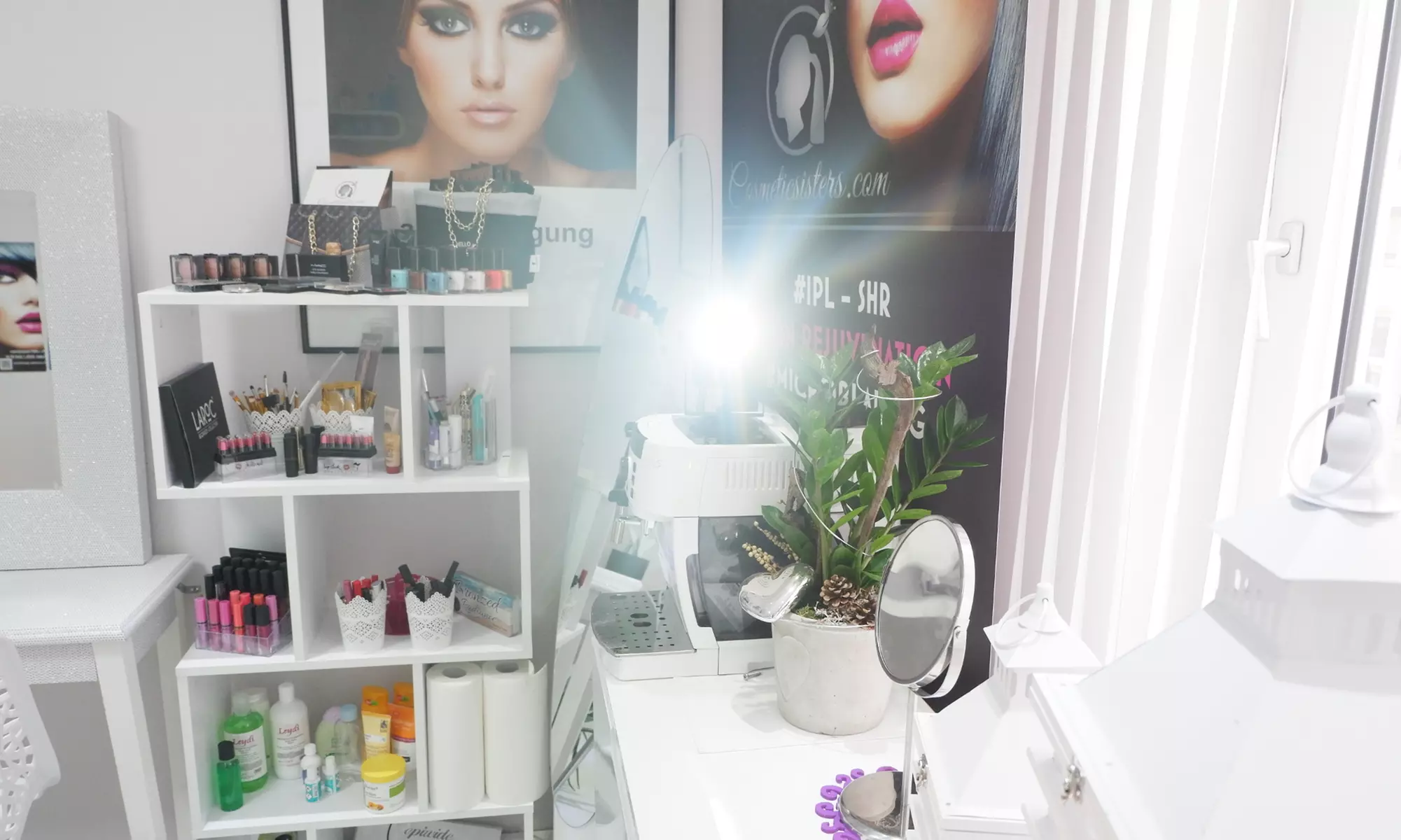 50-60 Min. Elegance- oder Prestige-Gesichtsbehandlung für 1 Person