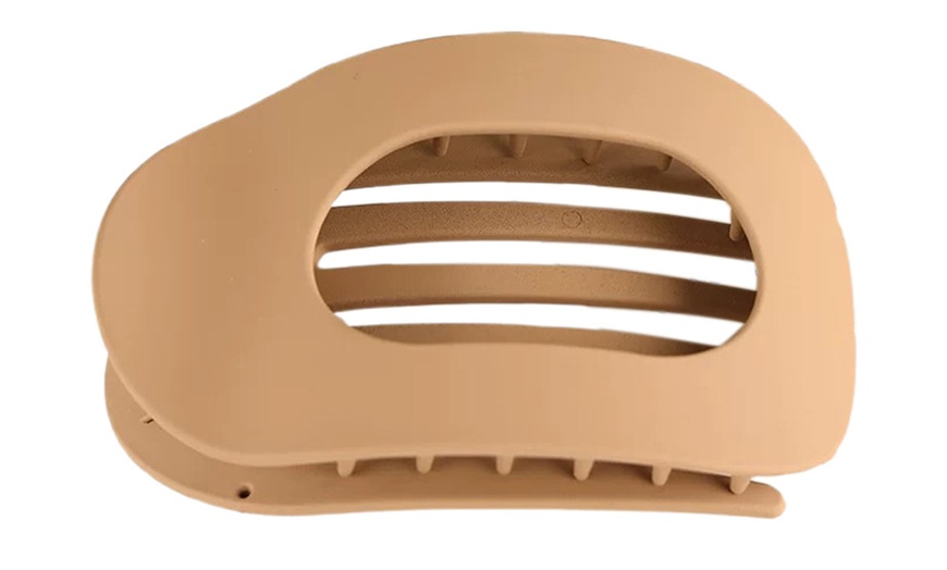 Image 13: Four Piece Flat Claw Clips
