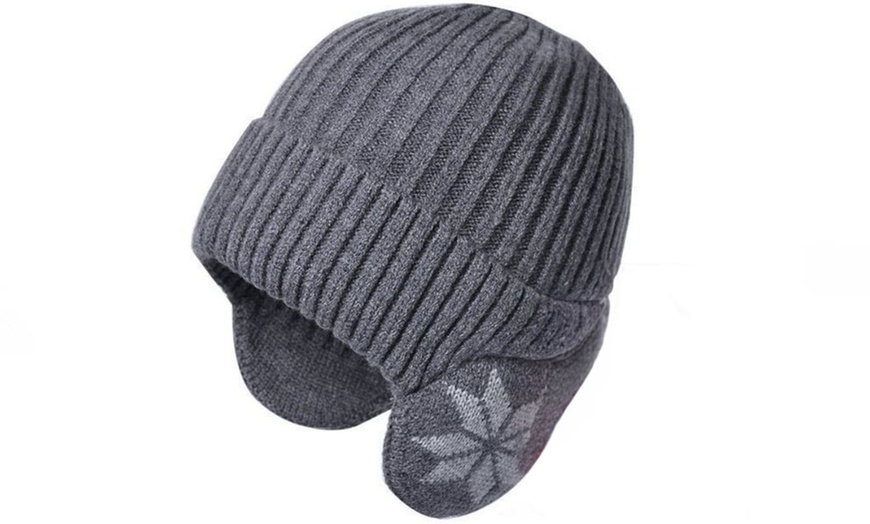 Image 7: Pack of Knitted Hat