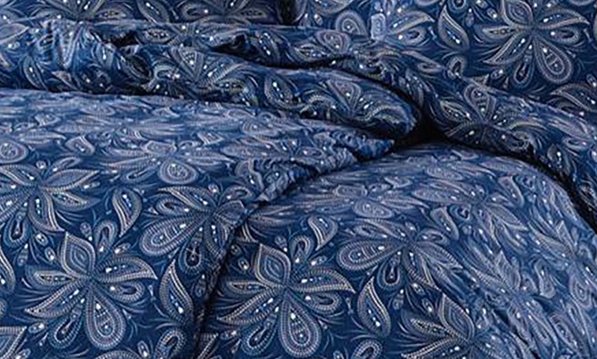 Image 6: Printed Bed Set