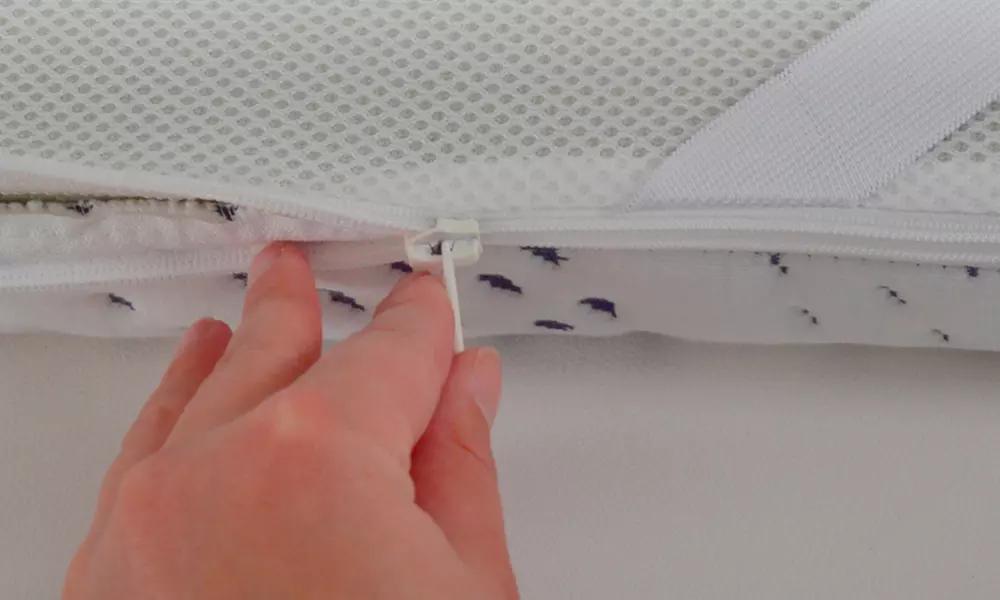 Surmatelas Visco Touch bi-technologie, mémoire de forme et gel frais