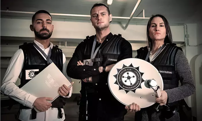 Outdoor-Escape-Game (Stadtrallye) „Passagier X“ in Bottrop für 4 - 6 Personen (25% sparen) - Second Medium