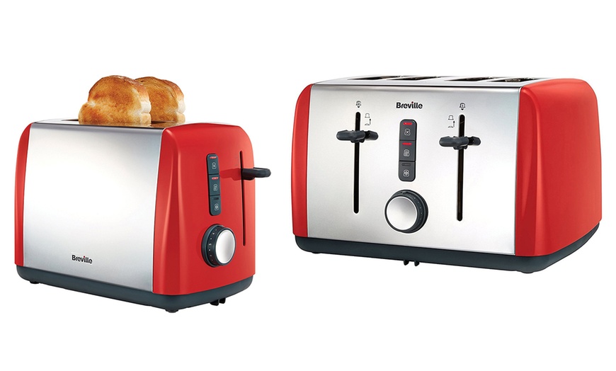 Image 2: Breville Kettle and Toaster Set