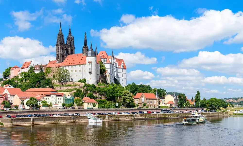 Meißen: 2-3 Nächte für Zwei mit Candle-Light-Dinner im Hotel Goldener Löwe - Primary Image