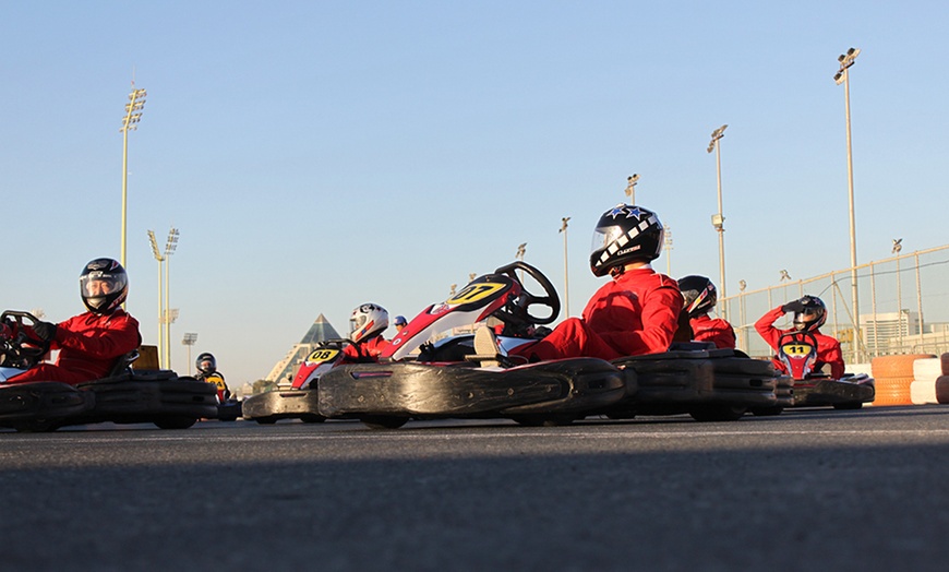 Image 3: 15-Minute Go-Karting Experience