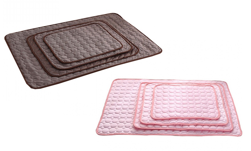 Image 17: Pet Cooling Mat